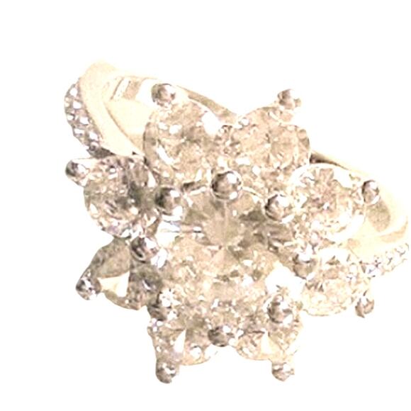 Cocktail Ring Sterling Silver 925 Sz 8 Simulated REALISTIC DIAMONDS Luxe Flower - Picture 4 of 11